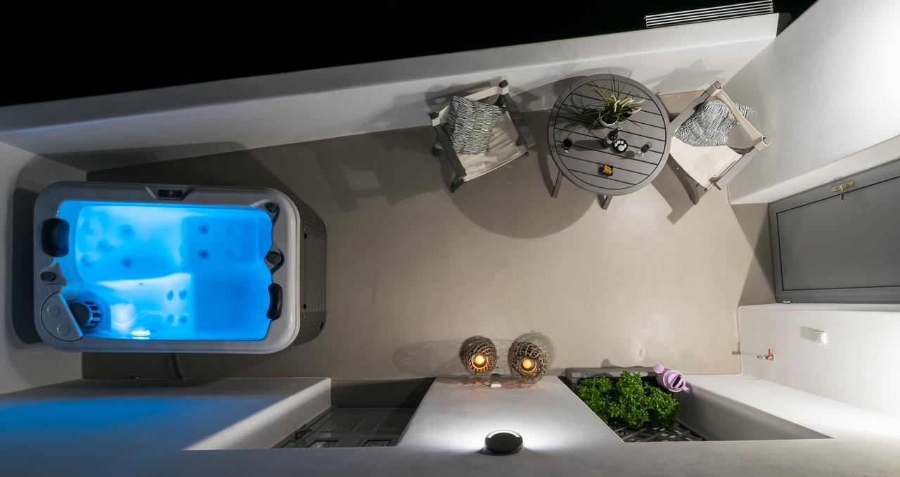 Uncle'S Luxury Jacuzzi Lejlighed Adamantas Eksteriør billede